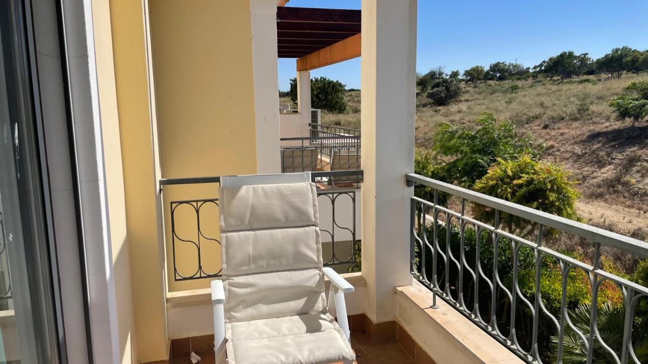 Amazing 2 Bedroom Apartment Near Beach With Pool Лагос Екстериор снимка
